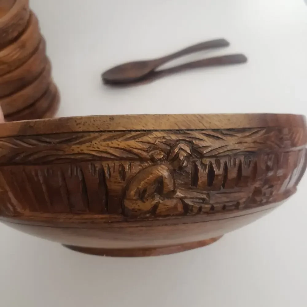 Wooden vtg hand